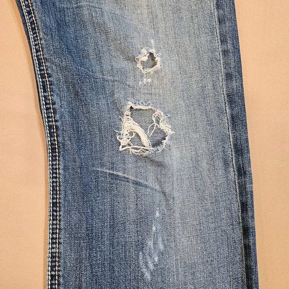 BKE Denim Aiden Straight Distressed Jeans Mens 31L Medium Wash ABM2512